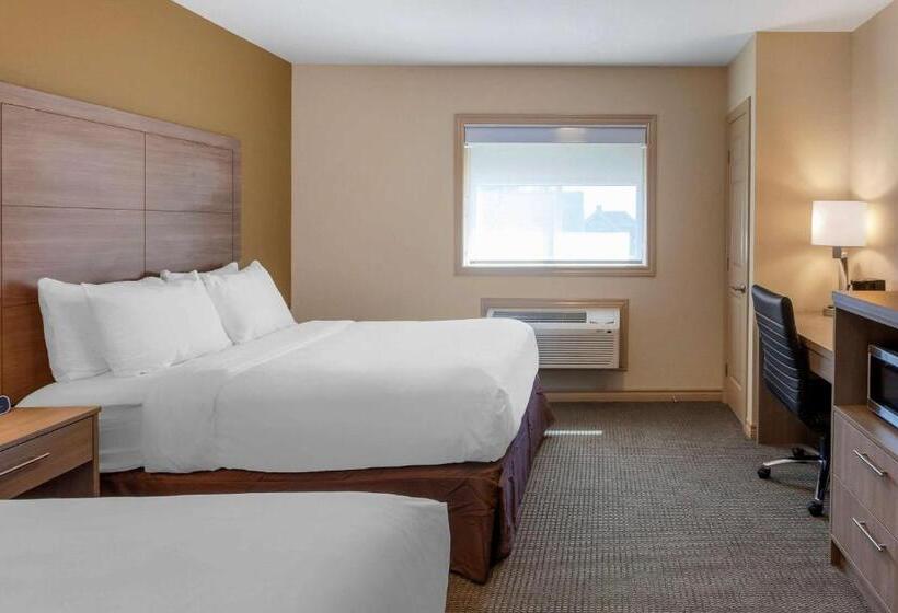 Отель Comfort Inn & Suites Thousand Islands Harbour District