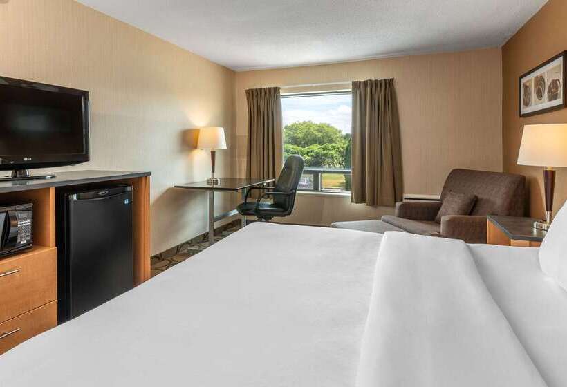 Hotelli Comfort Inn  Timmins