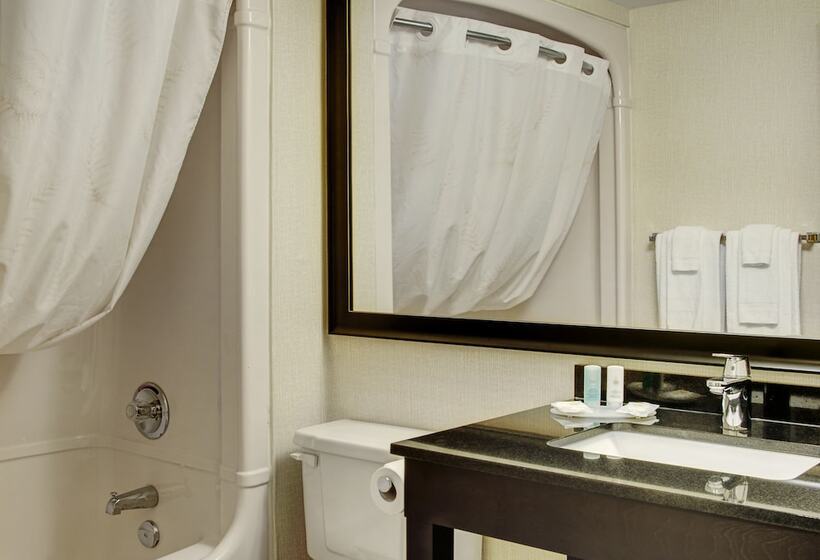 هتل Comfort Inn  Timmins