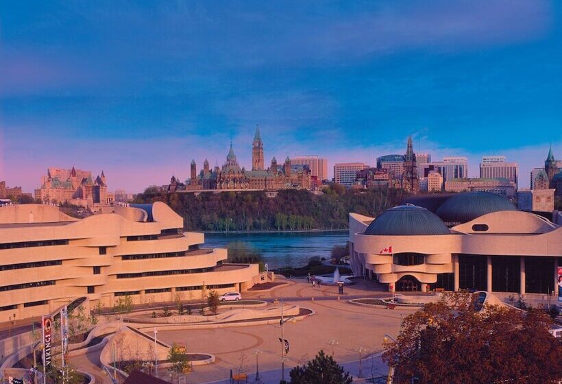 Fotos del hotel Courtyard By Marriott Ottawa Downtown:  2