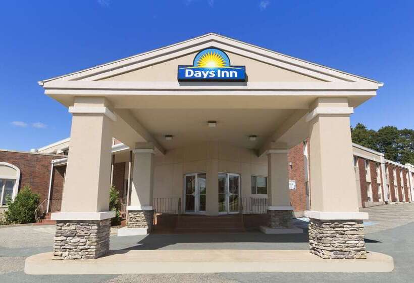 בית מלון כפרי Days Inn By Wyndham Bridgewater Conference Center