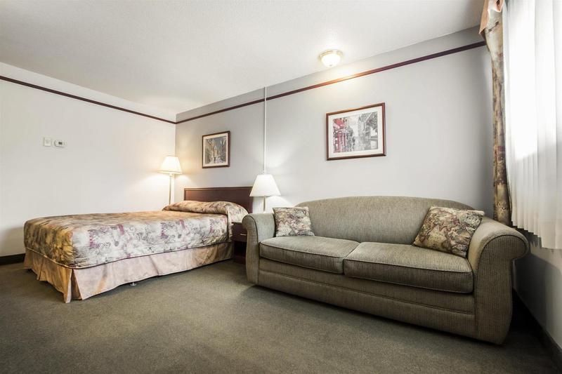 Repotel Levis