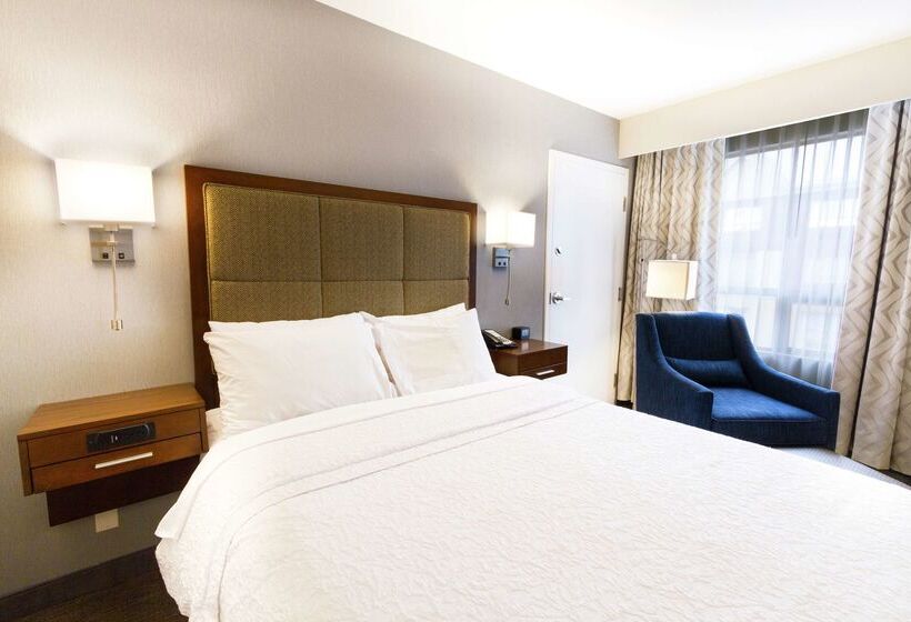 هتل Hampton Inn By Hilton Vancouver Airport/richmond