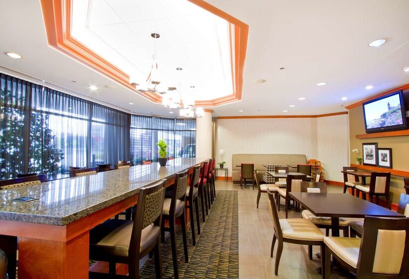 هتل Hampton Inn By Hilton Vancouver Airport/richmond