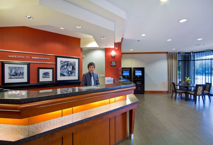 هتل Hampton Inn Vancouver Airport Richmond