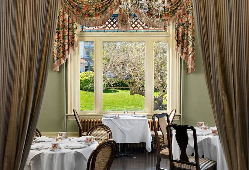 בית מלון כפרי Pendray Inn And Tea House