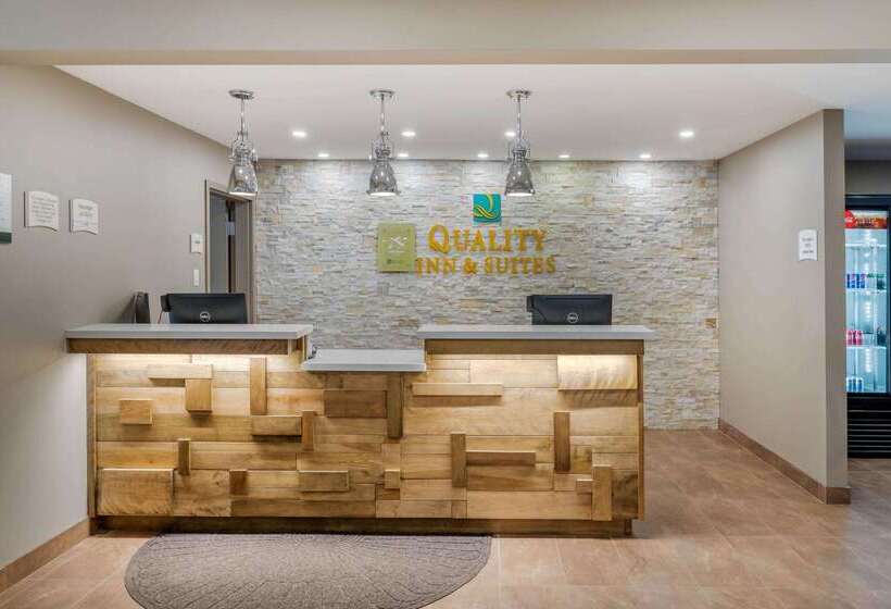 Hotel Quality Inn & Suites