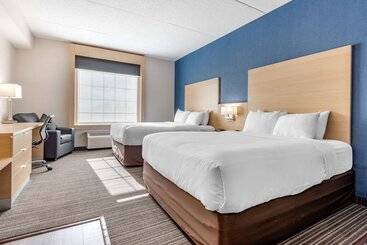 هتل Quality Inn & Suites