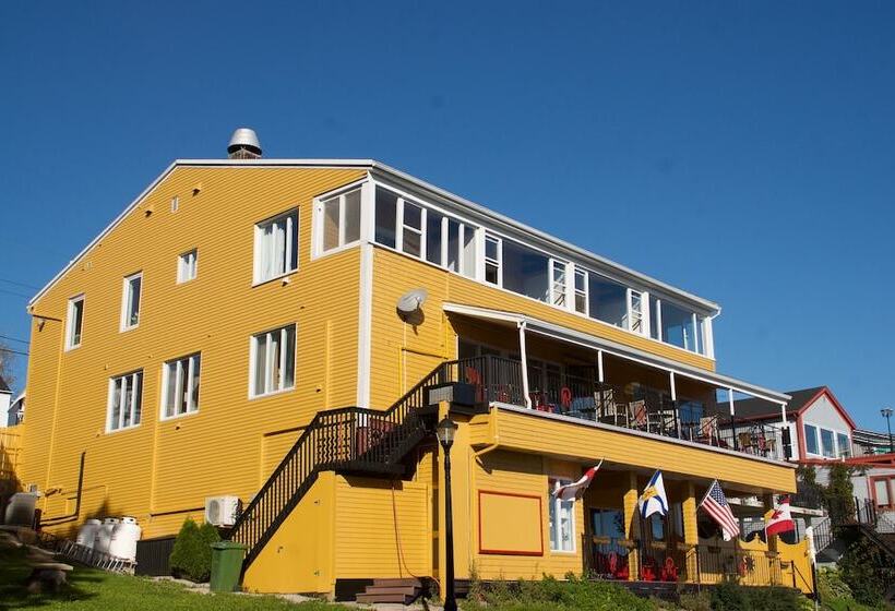 هتل Rum Runner Inn