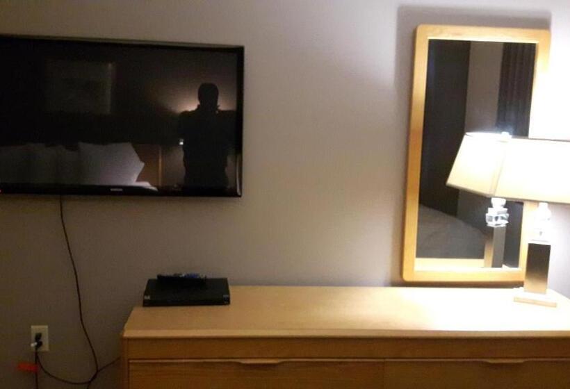 בית מלון כפרי Canway Inn & Suites