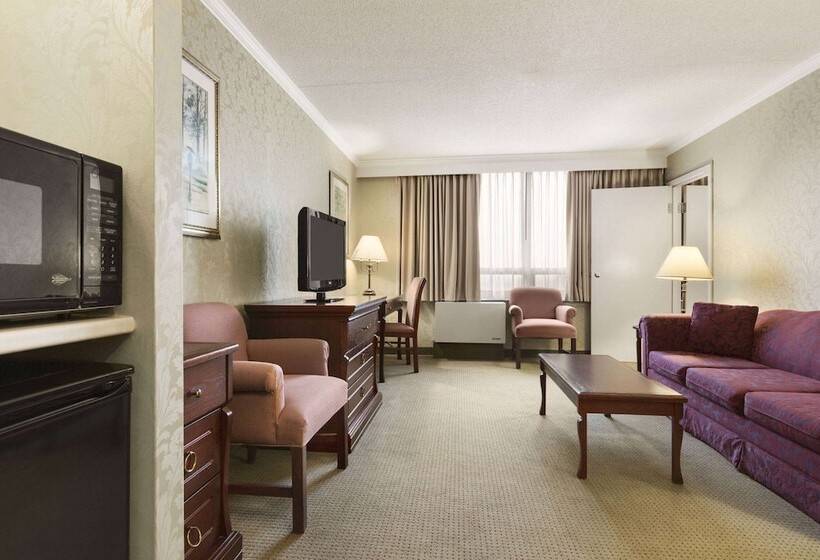 Hotel Days Inn By Wyndham Ottawa West