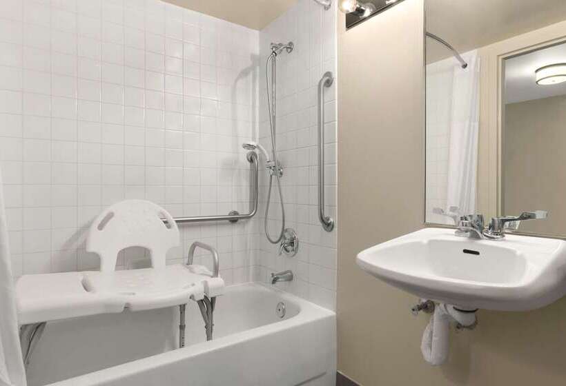 فندق Days Inn By Wyndham Stephenville