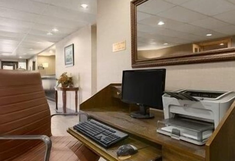 فندق Days Inn By Wyndham Stephenville