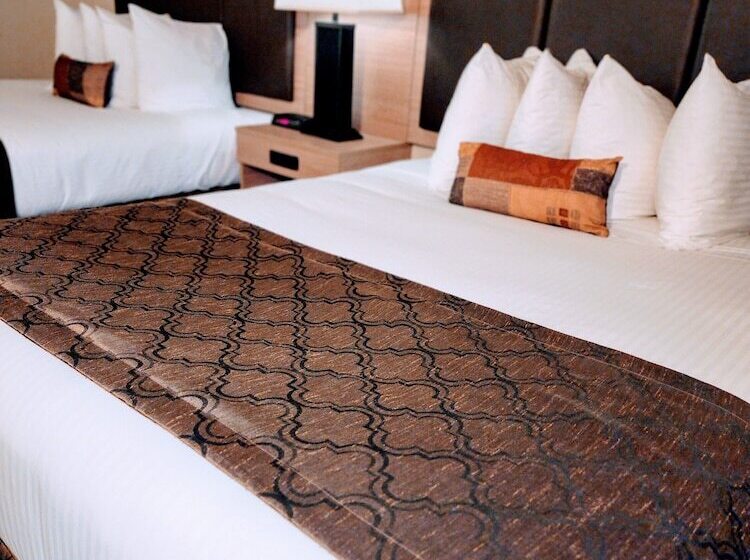 هتل Gold Circle Inn