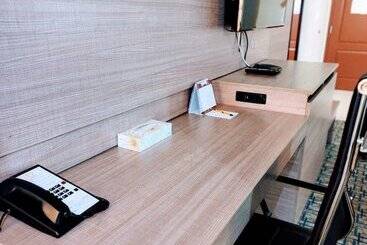 هتل Gold Circle Inn