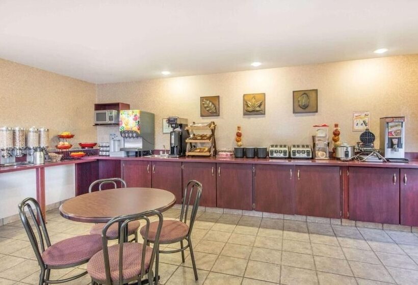 هتل Gold Circle Inn