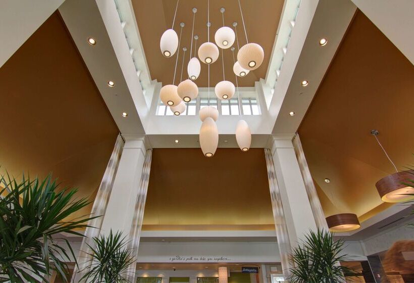 בית מלון כפרי Hilton Garden Inn Calgary Airport