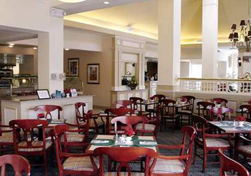 בית מלון כפרי Hilton Garden Inn Calgary Airport