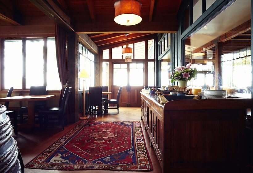 هتل Middle Beach Lodge