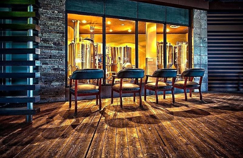 בית מלון כפרי Days Inn & Conference Centre By Wyndham Camrose Norsemen