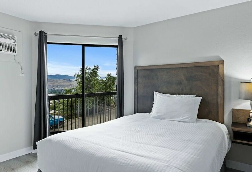 هتل The Vista Inn