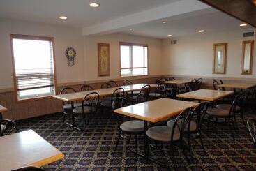 هتل Perfect Inns & Suites