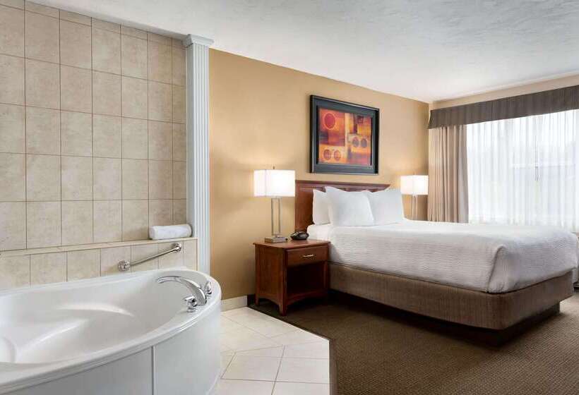 هتل Days Inn & Suites By Wyndham Moncton