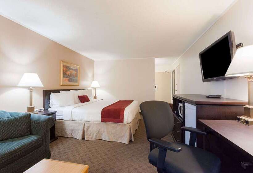 ホテル Ramada By Wyndham Coquitlam