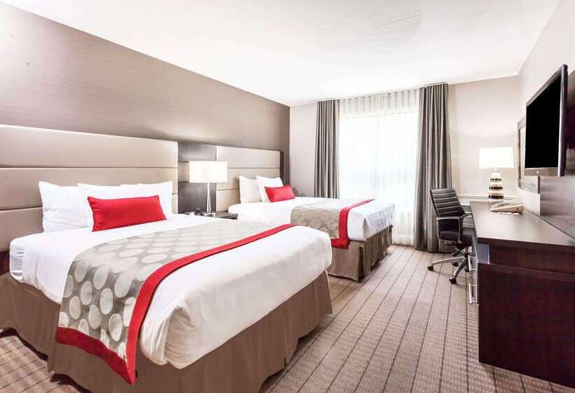 هتل Ramada By Wyndham Ottawa On The Rideau