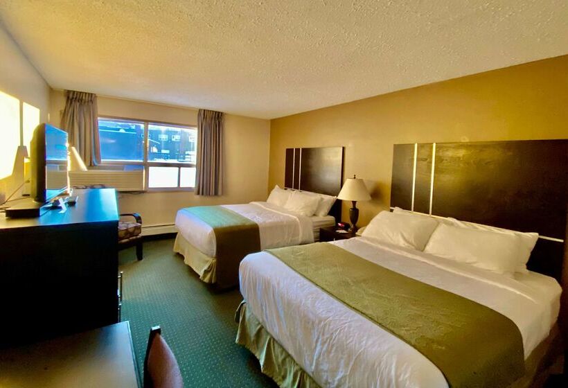 Hotel Ramada By Wyndham Whitecourt