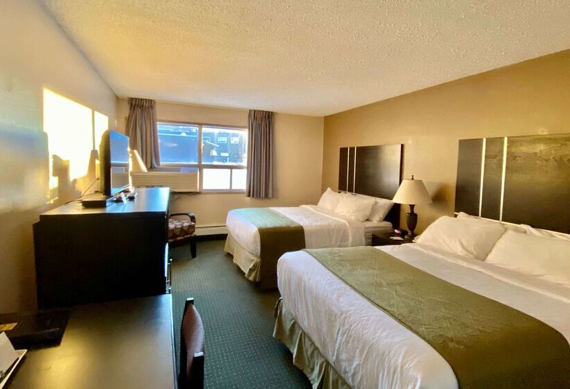 Hotel Ramada By Wyndham Whitecourt