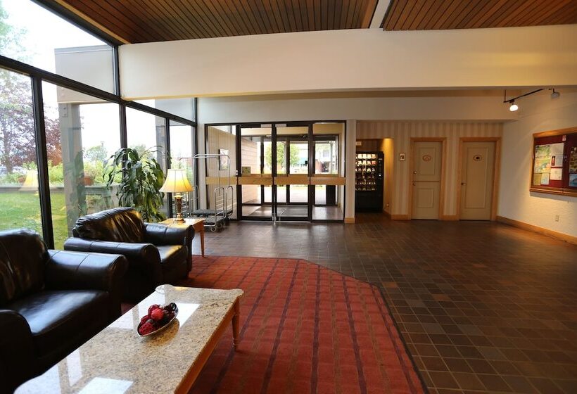 בית מלון כפרי S Gouverneur Septiles