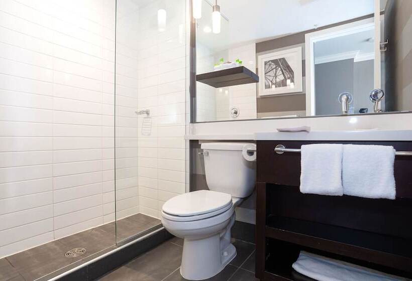 Sandman Hotel Edmonton West