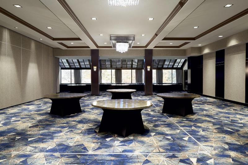 هتل Sheraton Montreal Airport