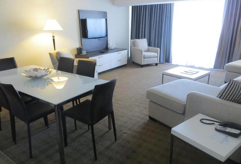 Toronto Don Valley Hotel And Suites