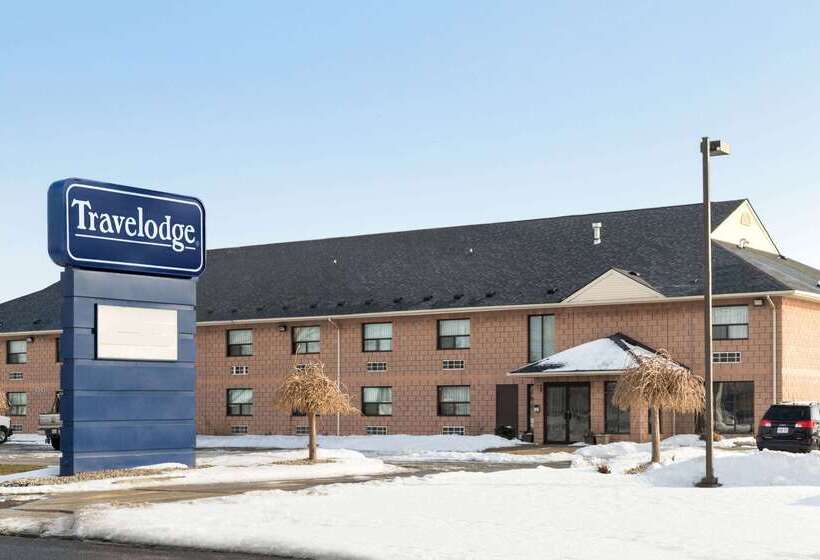 هتل Travelodge By Wyndham Windsor