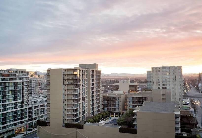 هتل Vancouver Airport Marriott