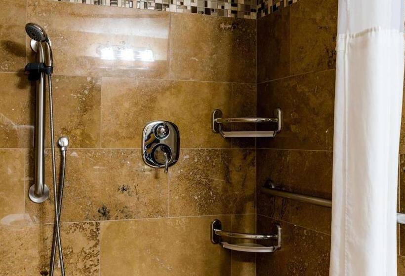Prestige Lakeside Resort, Worldhotels Elite
