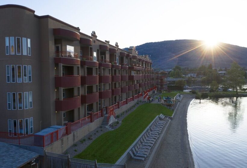 אתר נופש Holiday Inn Osoyoos
