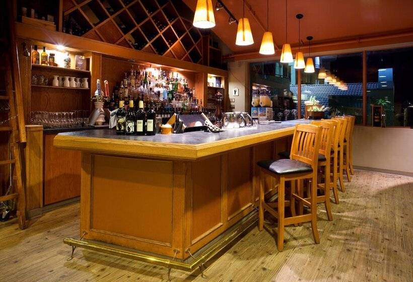 리조트 Holiday Inn Osoyoos