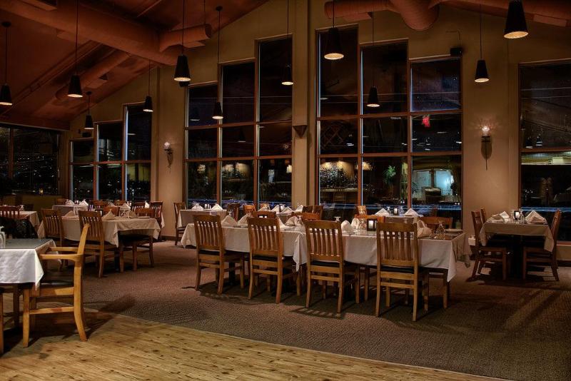 אתר נופש Holiday Inn Osoyoos