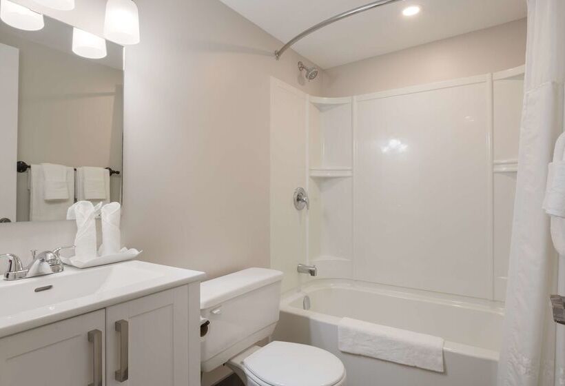 فندق Canadas Best Value Inn & Suites Charlottetown