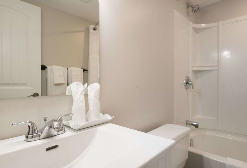 فندق Canadas Best Value Inn & Suites Charlottetown