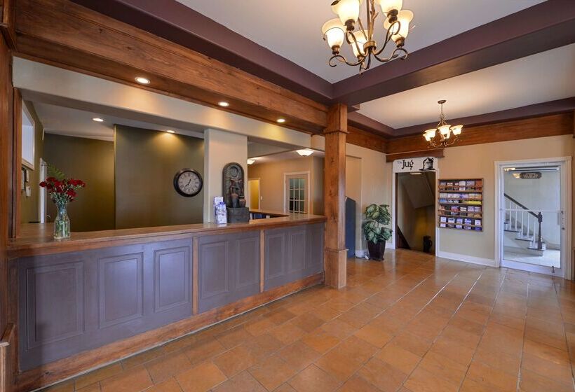 فندق Canadas Best Value Inn & Suites Charlottetown