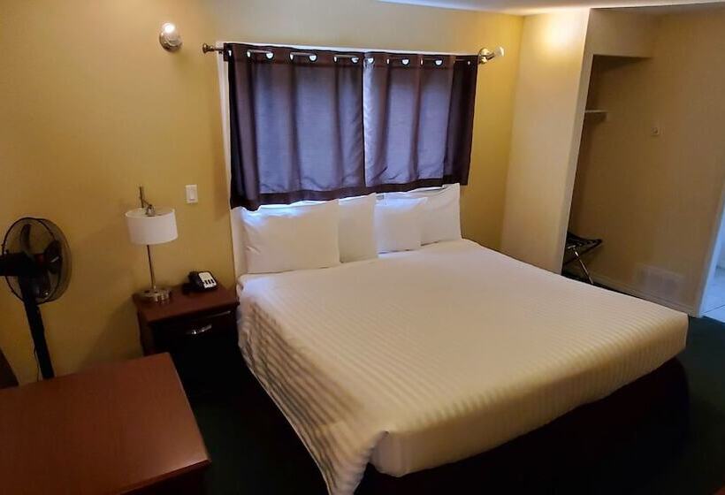 هتل Comox Valley Inn & Suites