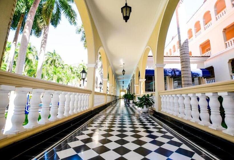 Fotos del hotel El Prado:  24