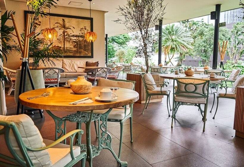 هتل Poblado Plaza