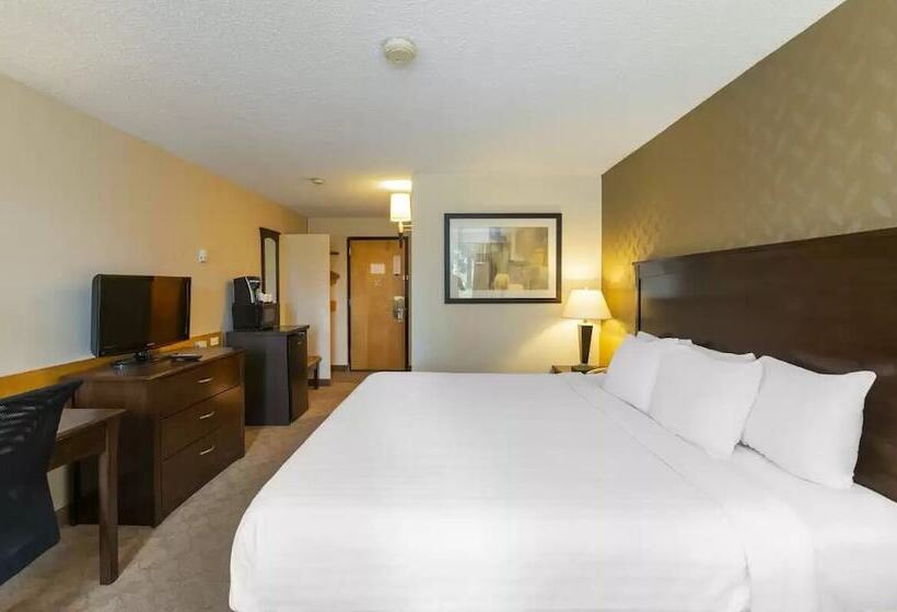 هتل Prestige Riverside Lodge Quesnel