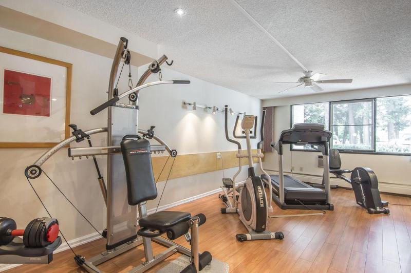 هتل Prestige Riverside Lodge Quesnel
