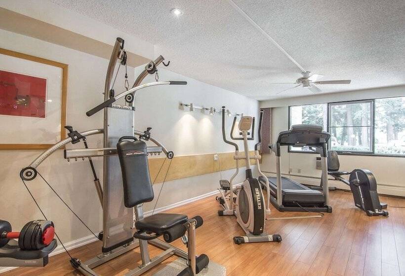 هتل Prestige Riverside Lodge Quesnel